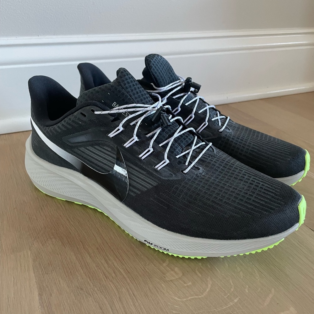 NEW Men’s Nike Pegasus 39 sneakers